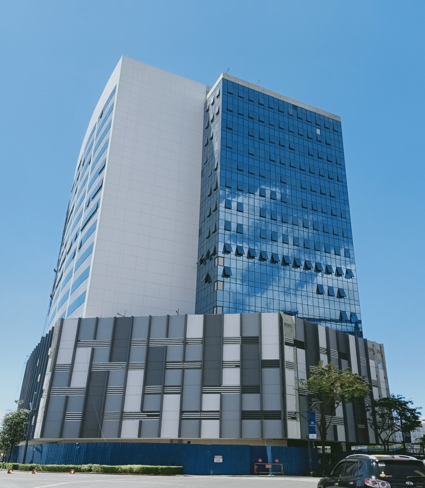 One Le Grand Tower